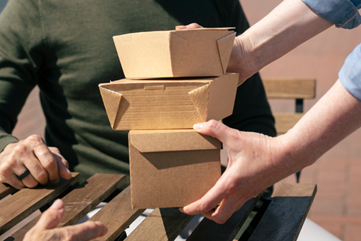 Paperboard and molded fiber packaging solutions for fresh food and drinks